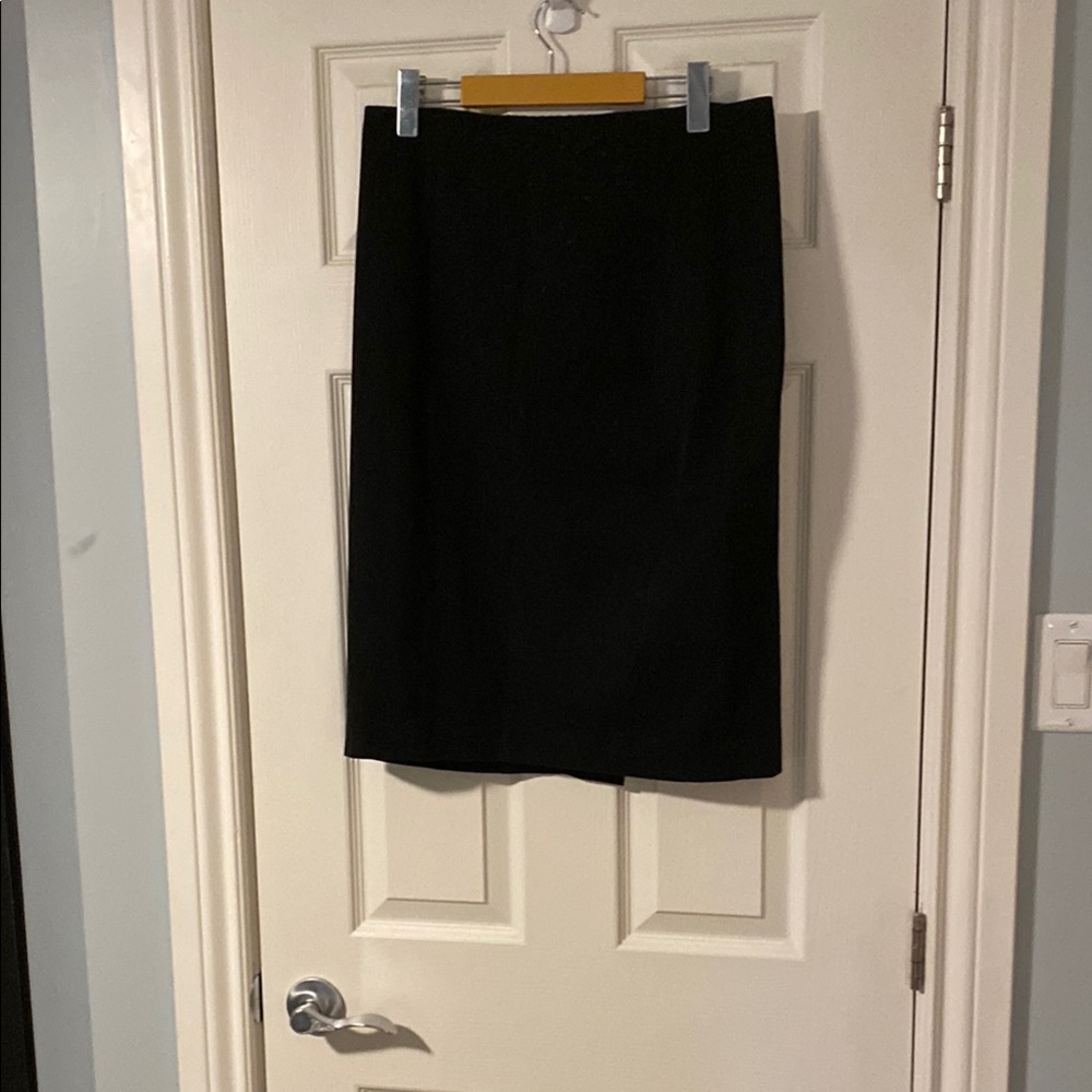 Elegant Black Pencil Skirt